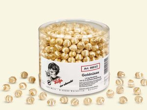 Transparent jar with 1.5 kg Küfa Golden Nuts with chocolate cream filling