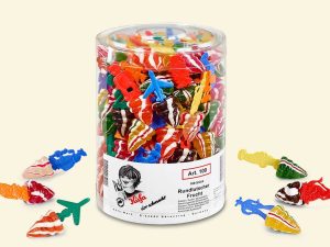 A transparent plastic jar with 100 Küfa Spinning Top Fruit lollies