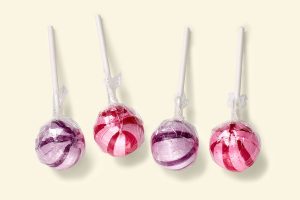 Küfa Lolli-Fairy lilac and pink striped lollies with cherry and strawberry taste